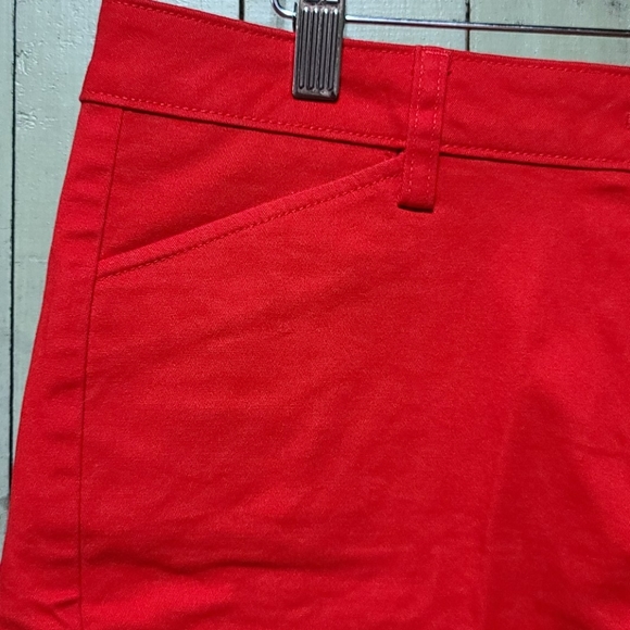 Chaps Sport bright red shorts - Picture 4 of 8